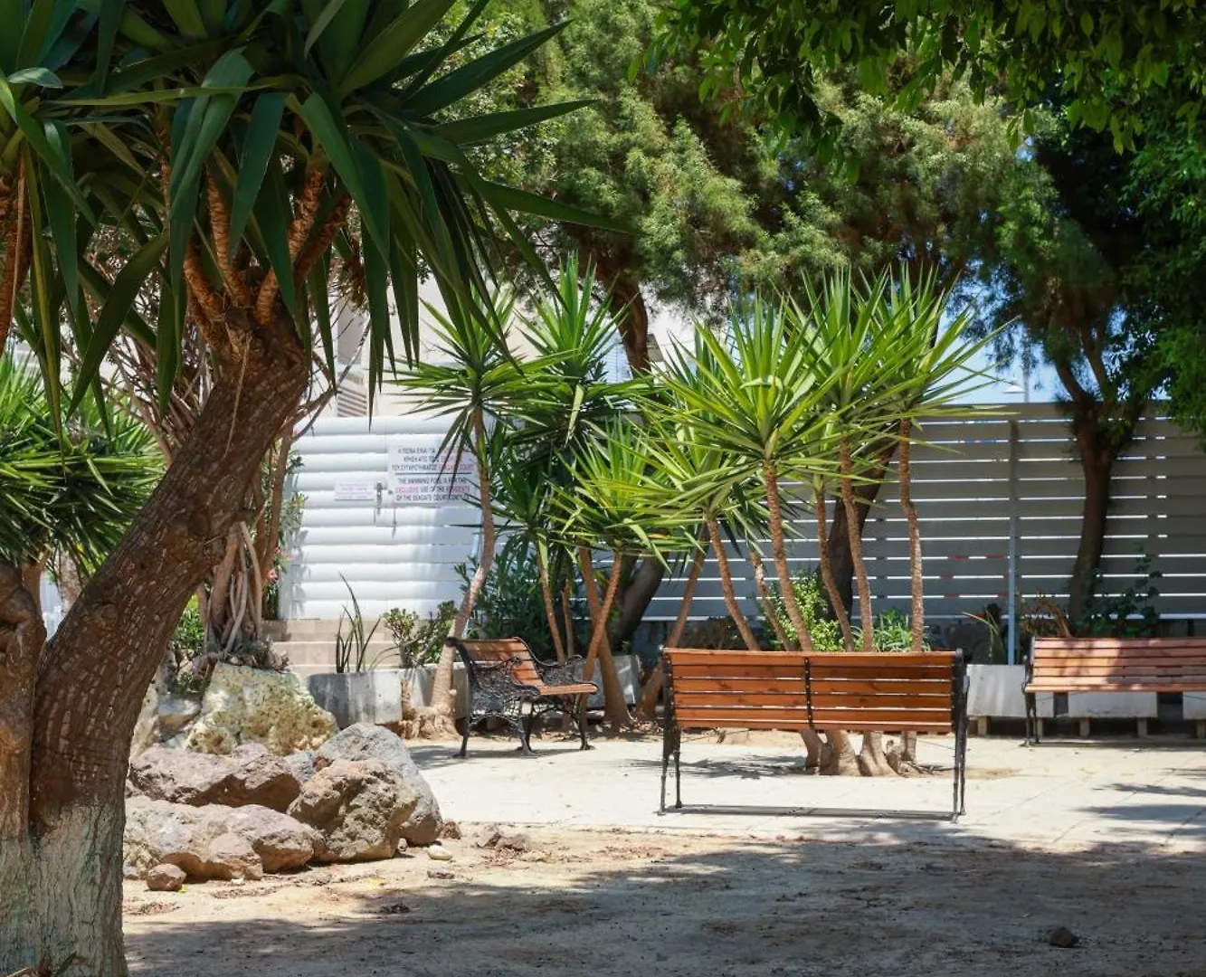 Piale Palms Makenzie Beach Front Apartment, Λάρνακα 0*,